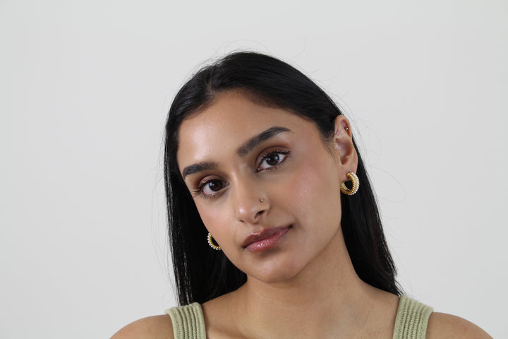 Pearly hoop